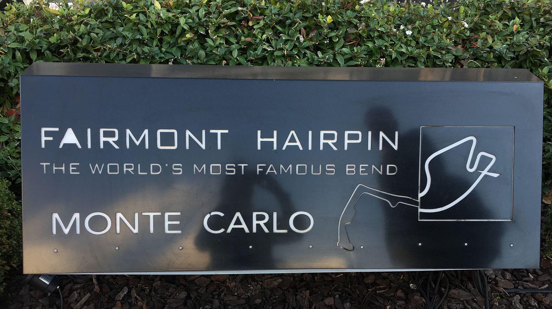 Hairpin - ein Schild der Haarnadelkurve